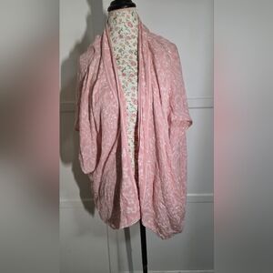 LOFT Blush Floral Kimono.  SIZE M/L